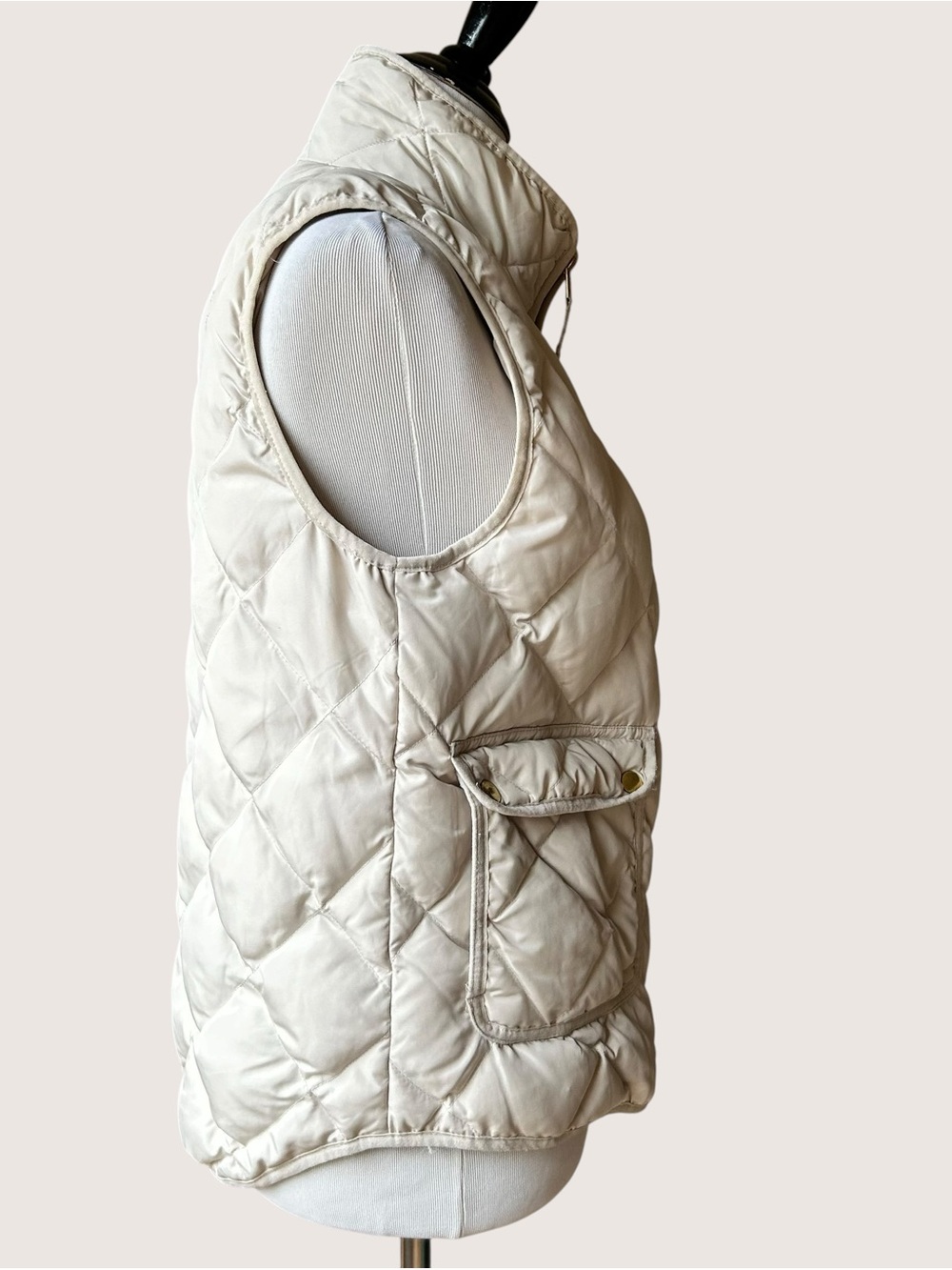 Woolrich ivory quilted outdoor down puffer vest sz M - Picture 2 of 10